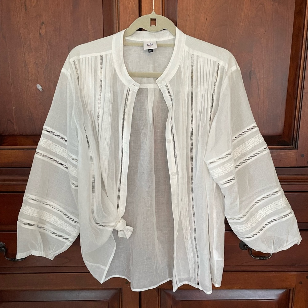 Capri blouse. Never worn.